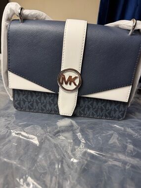 MICHEAL KORS